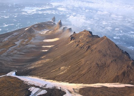 Franz_Josef_Land_Landscape_©_Poseidon_Expeditions