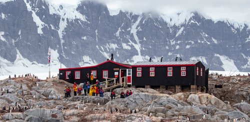 Bransfield_House_Port_Lockroy_Antarctica_©_Sara_Jenner_Oceanwide_Expeditions