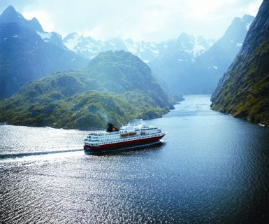 Ship_passing_north_cape_©_50_Degrees_North