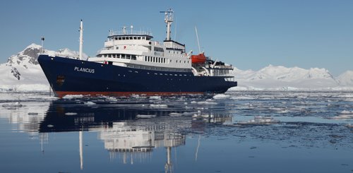 MV_Plancius_Antarctica_©_Joerg_Ehrlich_Oceanwide_Expeditions