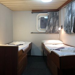 MV_Spirit_of_Enderby_Superior_Plus_Cabin_415_©_Heritage_Expeditions