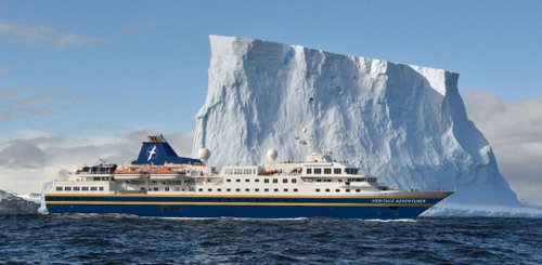 MV_Heritage_Adventurer_Ice_©_Heritage_Expeditions