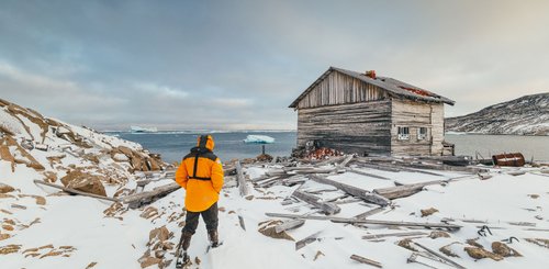 High_Arctic_Hut_©_David_Merron_Quark_Expeditions