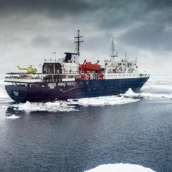  MV_Ortelius_Devils_Island_Antarctica_©_Toine_Hendriks_Oceanwide_Expeditions