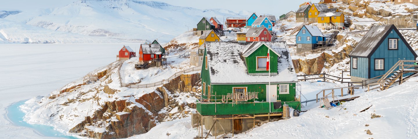 Die Stadt Uummannaq im Winter im Nordwesten Groenlands_©_Martin_Zwick_Naturfoto