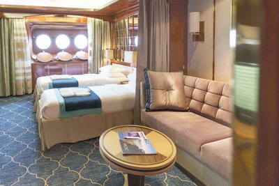 MV_Sea_Spirit_Main_Deck_Suite_©_Poseidon_Expeditions