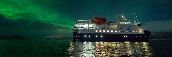 Northern_lights_MS_Quest_©_Arktis_Tours