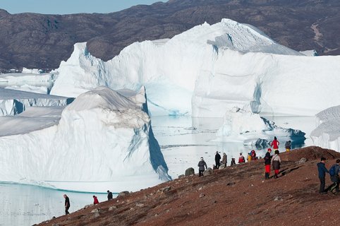 Roede_Icebergs_©_Gerard_Bodineau_Oceanwide_Expeditions