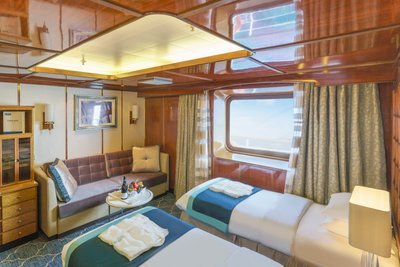 MV_Sea_Spirit_Superior_Suite_©_Poseidon_Expeditions