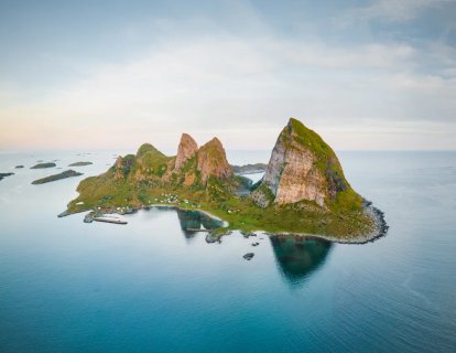 Sanna_Island_seen_from_the_air_©_Marvin_Kuhr_Visit_Helgeland